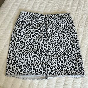 & Denim leopard print, white and black Jean mini skirt size 8